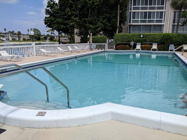 Photo - 2669 Garden Dr S Unit 108