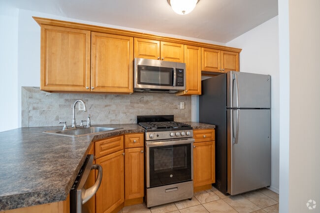 2.5 Room Studio - Kitchen