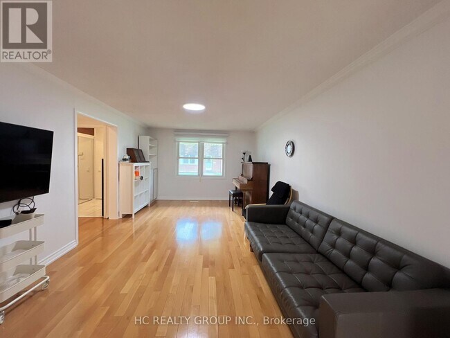 Photo - 2061 Bridletowne Cir