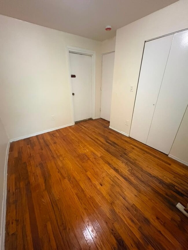 Photo - 10 Mooney Pl Unit 1NR