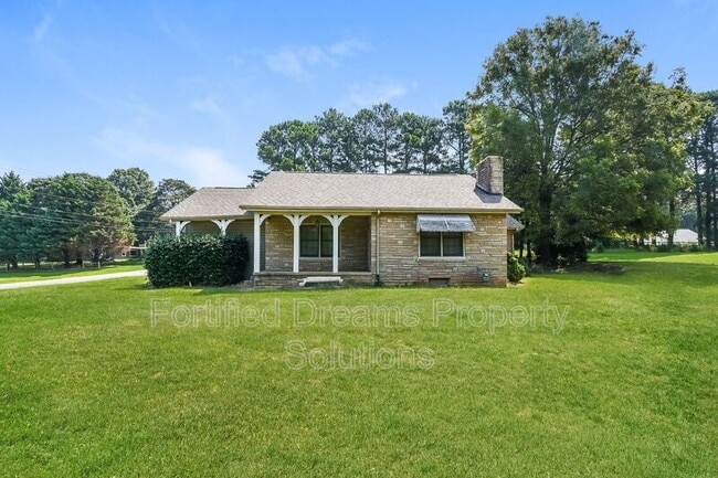 Building Photo - 633 S Greensboro St Rental