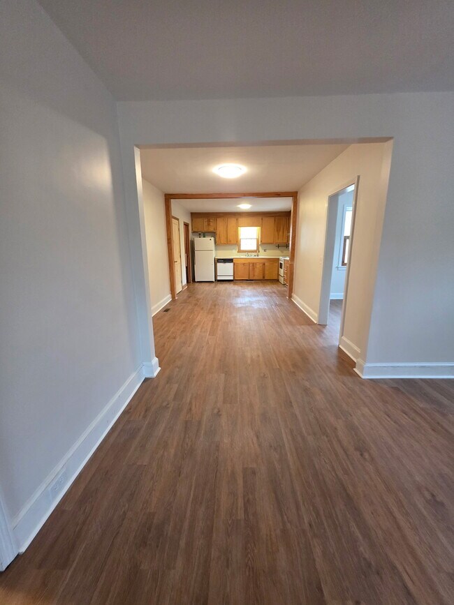 Photo - 612 Greenway Dr