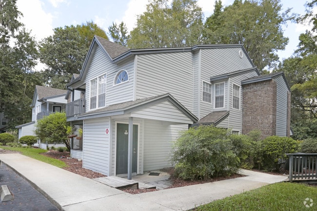 Photo - Spyglass Apartments