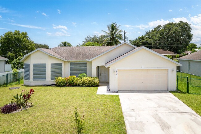 Photo - 1058 SW Locke Ave