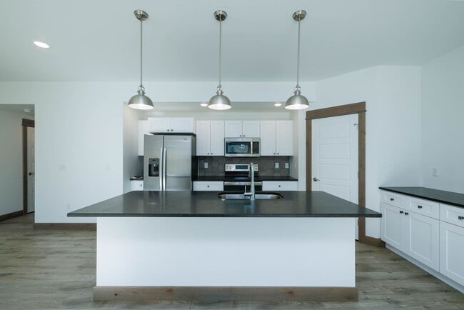 90 Whiskey Wy Unit A
