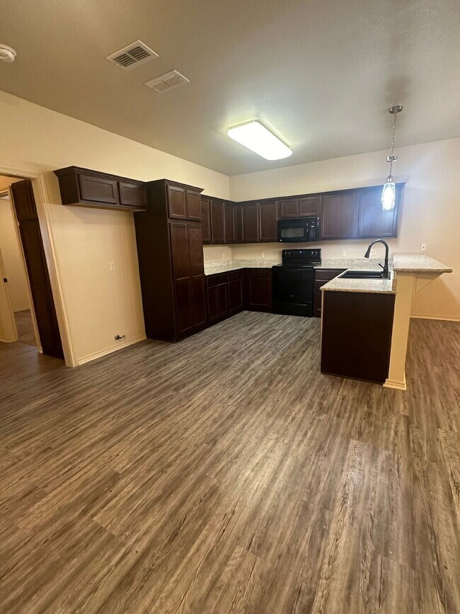 Spacious Townhome in South Lubbock