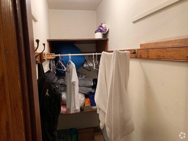 Building Photo - 258 Boston Ave Unit 3 Rental