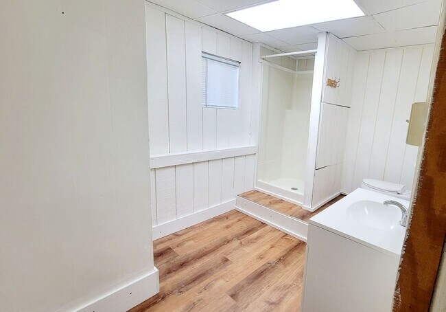 Photo - 5 Bedroom/ 2.5 Bathroom Big House -Near WV...