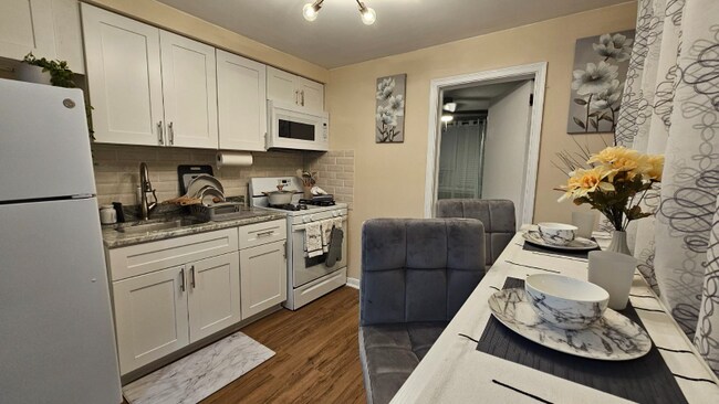 Photo - 7103 Oxford Ave Unidad 1