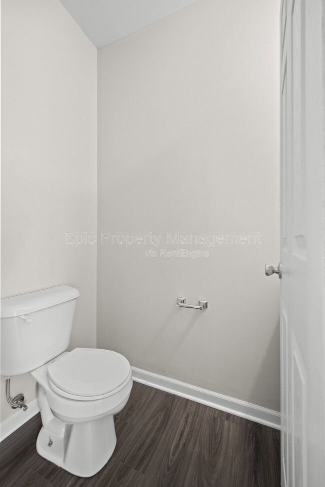 Photo - 14194 Webster Dr