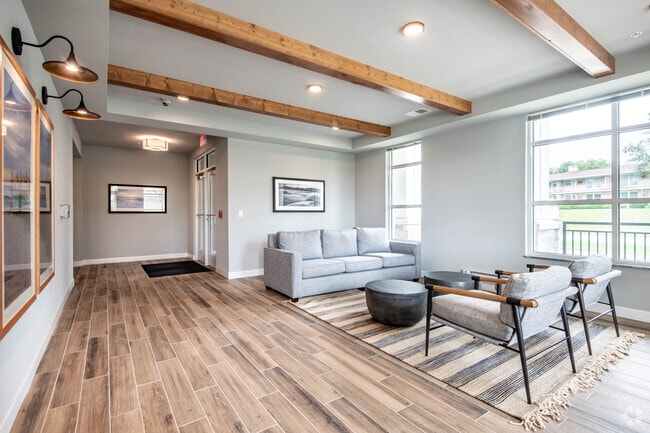 The Hamptons at Hilldale
