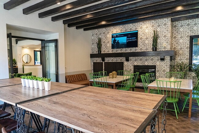 Photo - Palma Sorrento at Palm Valley