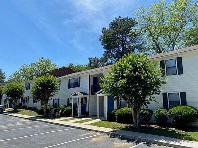 2 - Crescent Ridge Apartments