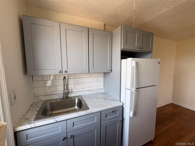 Photo - 30 Locust Hill Ave Unit 7D