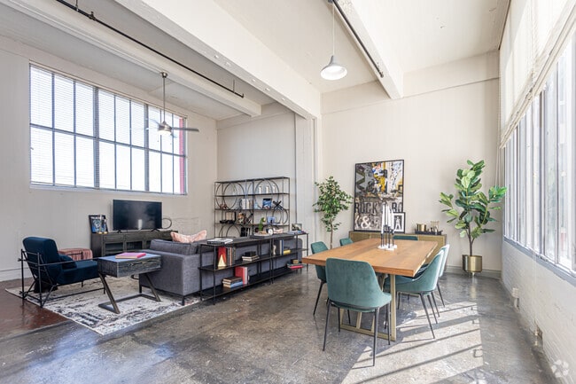 2BR, 2BA - 1,612SF - American Can Apartments