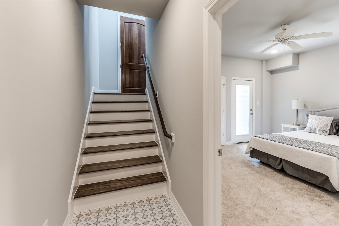 Photo - 605 W 24th St