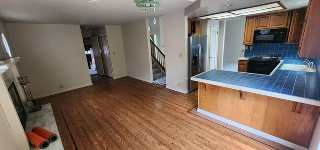 Photo - 296 San Pedro Ave