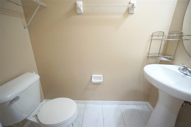 Photo - 6888 46th Ln N