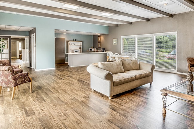 Photo - South Pointe Apartments