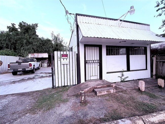6325 Cullen Blvd