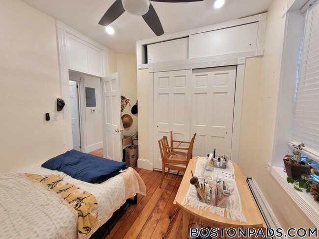 Photo - 7 Mark St Unit 3