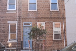 Building Photo - 1402 S Chadwick St Rental