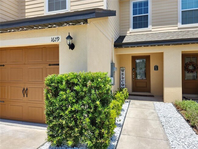 Photo - 1679 Wynford Cir