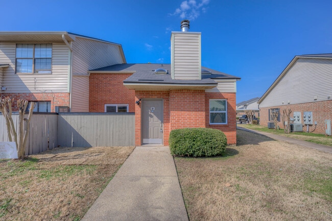 Photo - 3636 Greenacres Place Dr Unidad #94