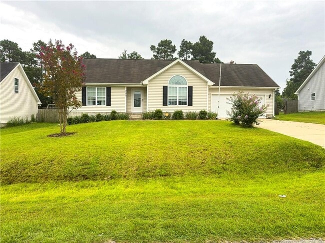 Building Photo - 290 Strike Eagle Dr Rental