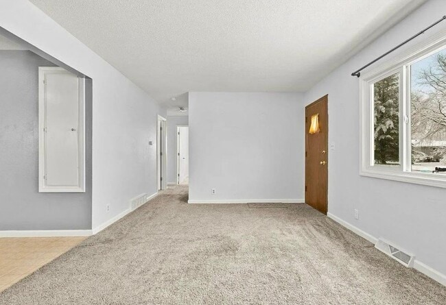 Photo - 1417 Starview Dr