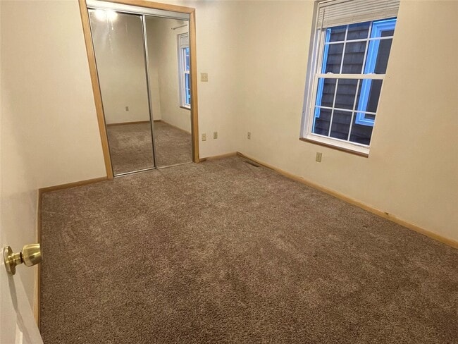 Photo - 817 W 2nd St Unit 1