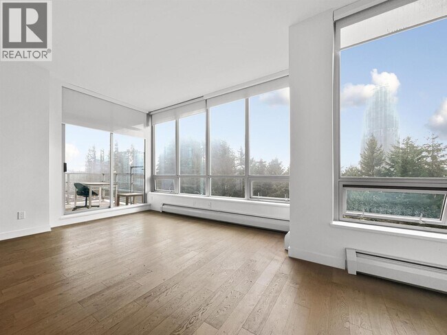 9060 University Crescent Unit 10xx