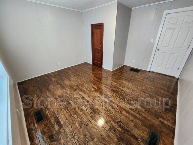 Photo - 29 S 18th St
