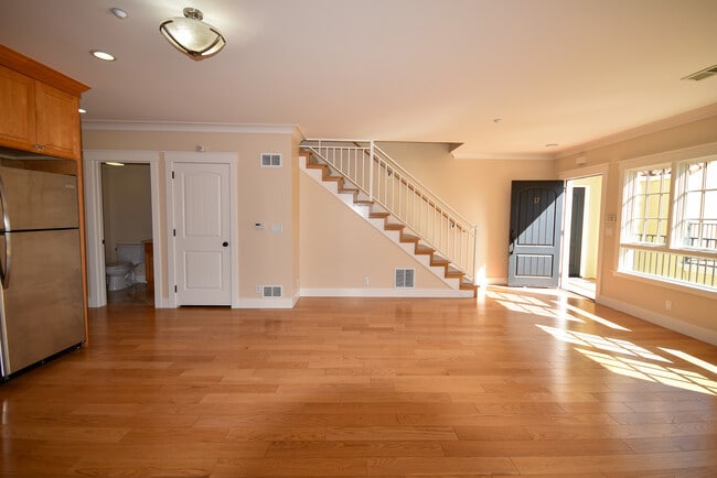 Photo - 1705 Palm Ave Unit 17