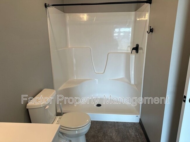 Photo - 625 Prairie Rose Trl