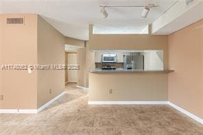 Photo - 450 S Park Rd Condo Unit # 5-307