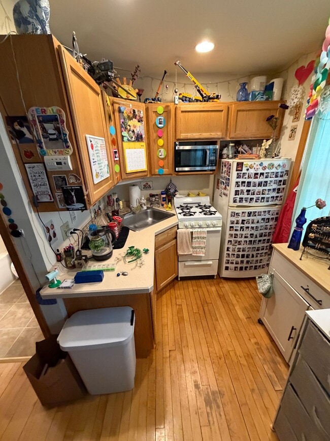 Photo - 114 W Gilman St Unit 11