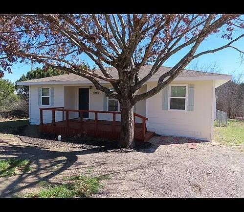 Building Photo - 3225 Evergreen Dr