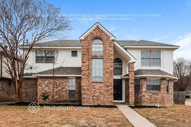 Building Photo - 2800 Claremont Dr