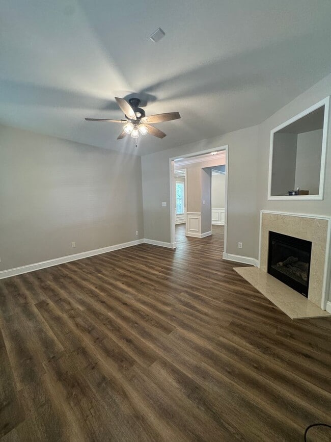 Photo - 9734 Cadman Ct