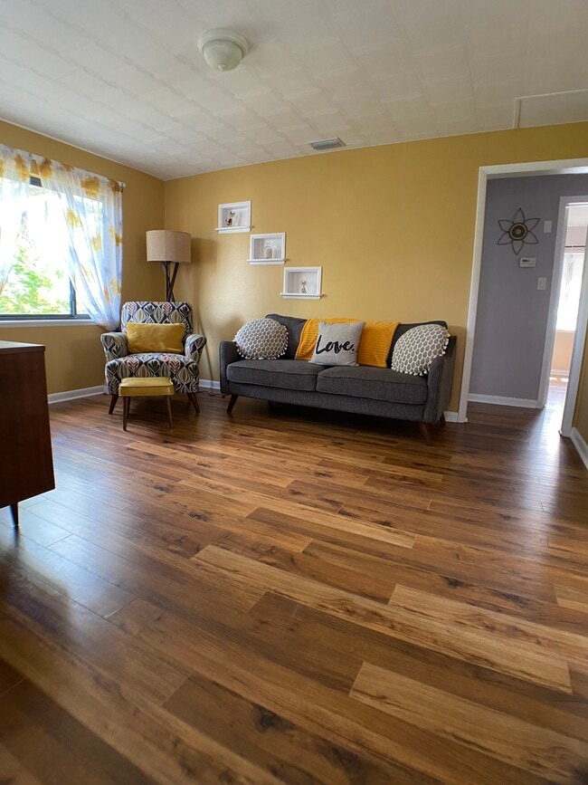 Photo - 5718-5713 13th Ave S House