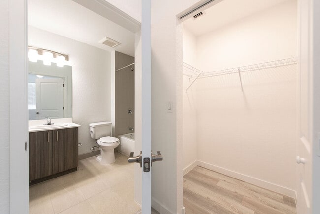 Solimar Apartment Homes