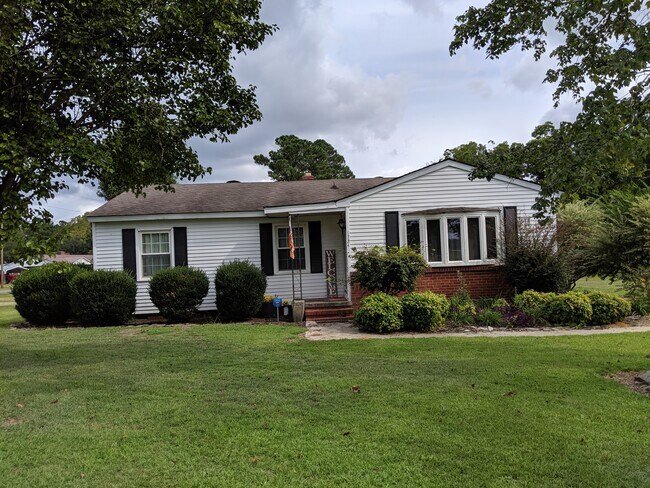 Front of home - 17241 Wagram Rd