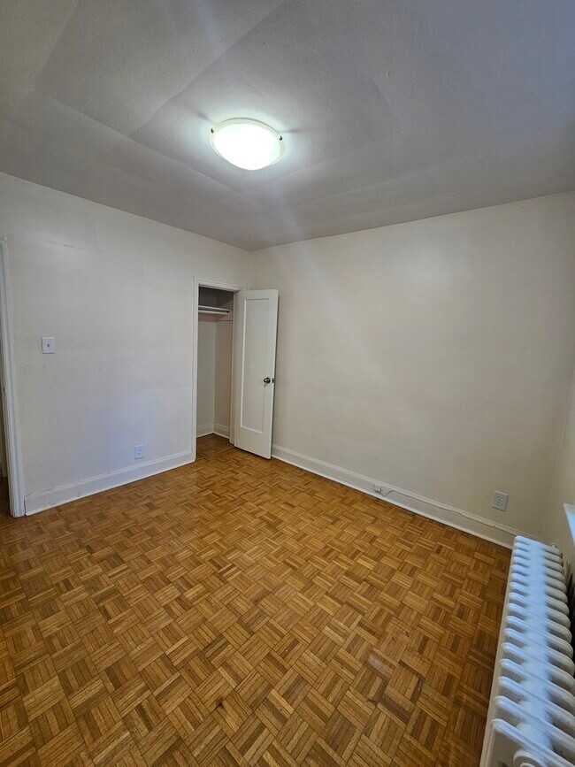 Photo - Vaughan Gardens