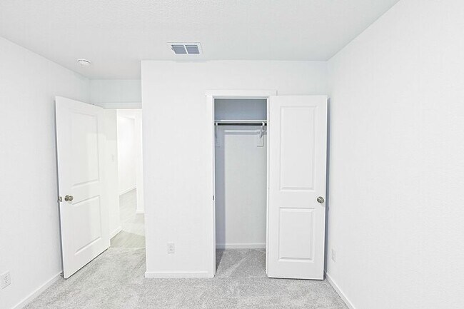 Photo - 1937 Ventasso Blvd