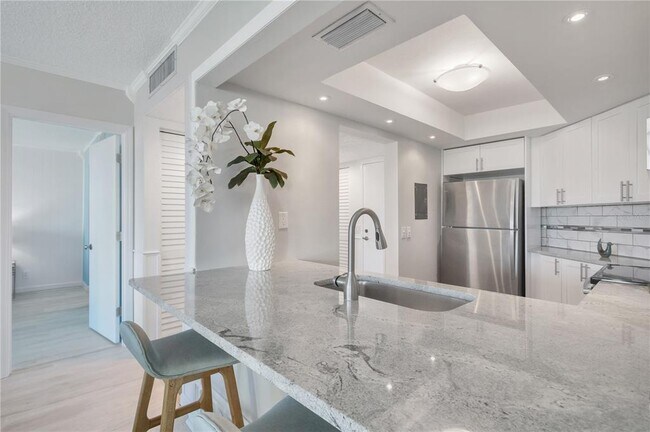 Photo - 6295 Bahia Del Mar Cir Unit 403