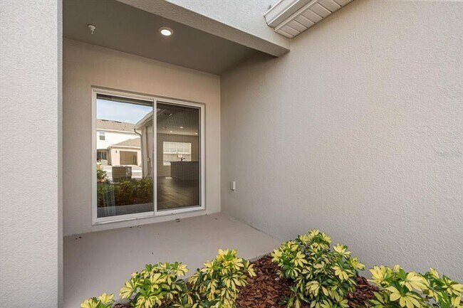 Photo - 2745 Flushing Dr