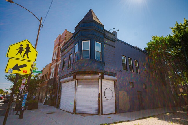 Photo - 1024 N Western Ave Unit 2
