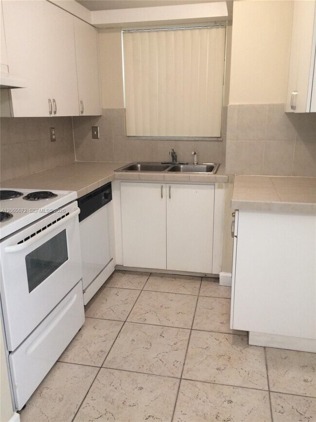 Photo - 8810 Fontainebleau Blvd Unit 209