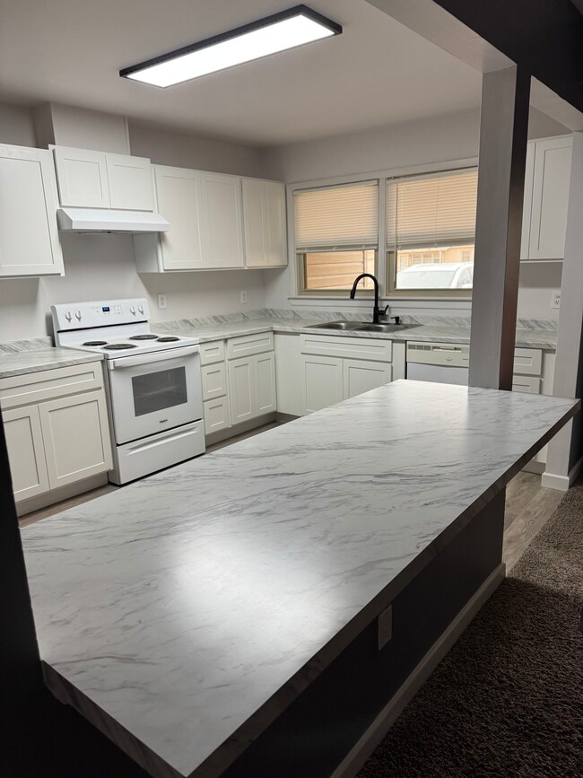 Kitchen - 3811 26th St